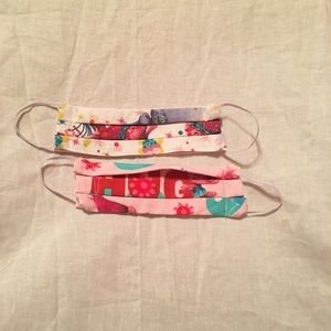 Lot of 2 troll print masks kids